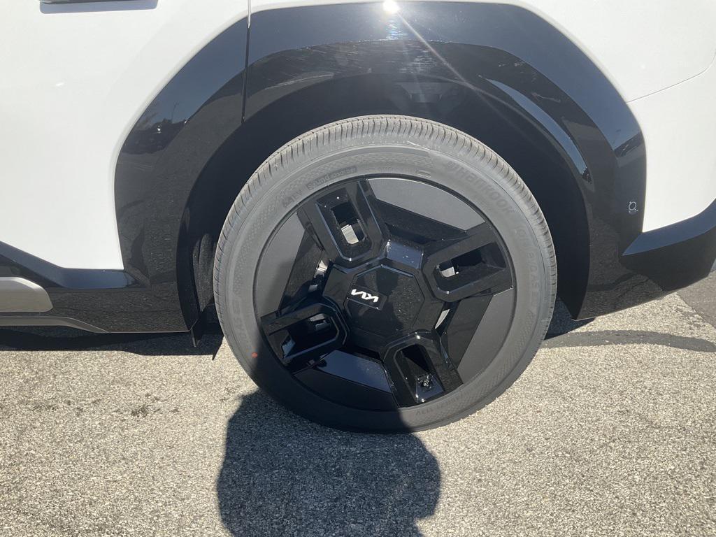 new 2026 Kia EV9 car, priced at $63,269