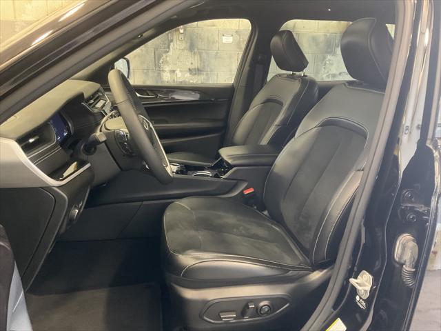 used 2023 Jeep Grand Cherokee L car, priced at $30,800