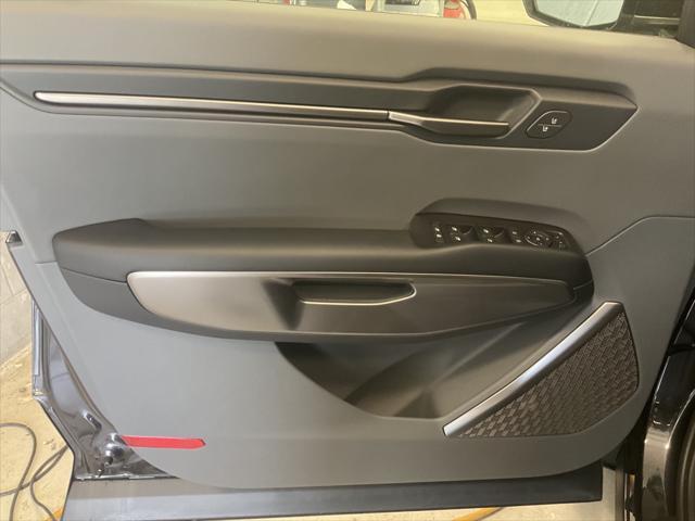 new 2026 Kia EV9 car, priced at $55,620