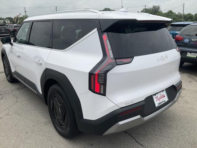 new 2026 Kia EV9 car, priced at $58,961