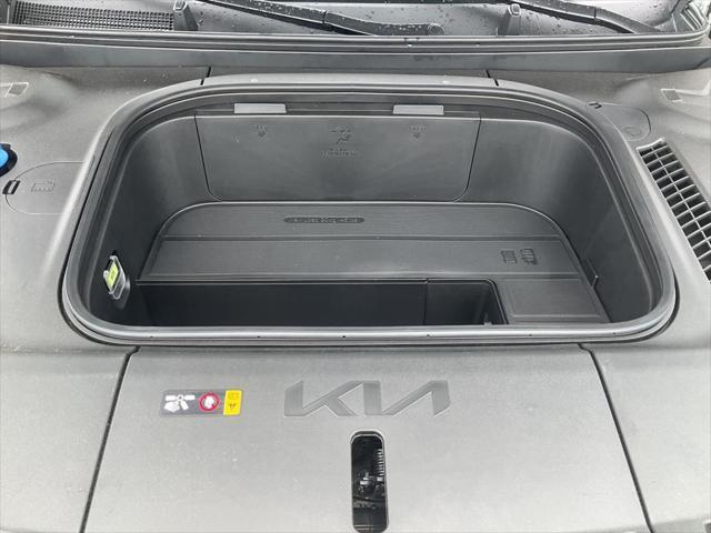 new 2026 Kia EV9 car, priced at $58,961