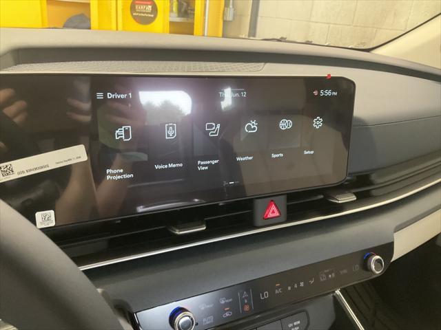 new 2025 Kia Carnival car, priced at $41,685