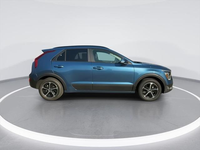 new 2024 Kia Niro car, priced at $29,319