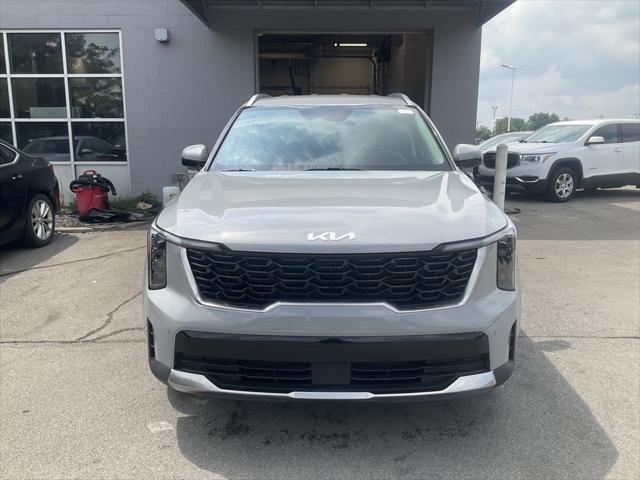 used 2025 Kia Sorento car, priced at $31,900