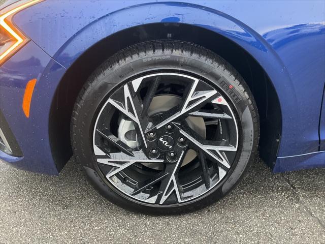 new 2025 Kia K5 car, priced at $31,678