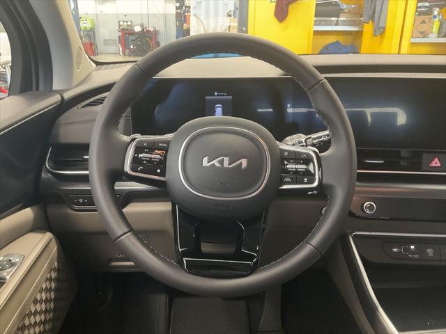 new 2026 Kia Carnival Hybrid car, priced at $42,690