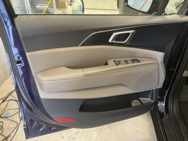 new 2026 Kia Carnival Hybrid car, priced at $42,690