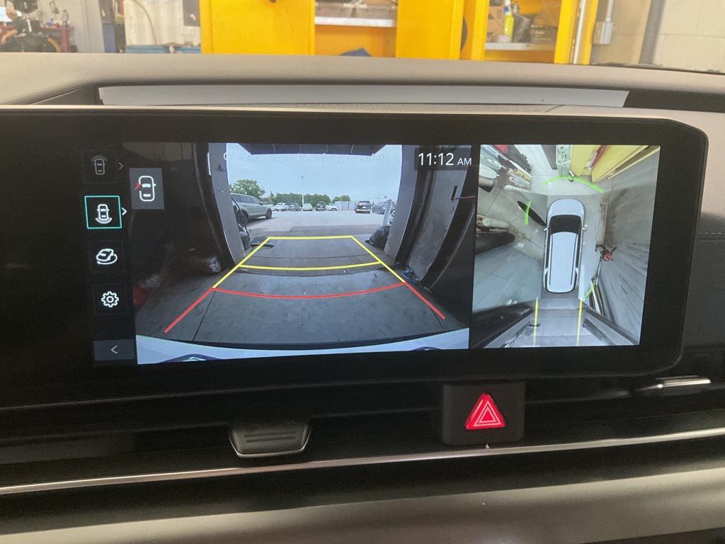new 2026 Kia Carnival Hybrid car, priced at $48,721