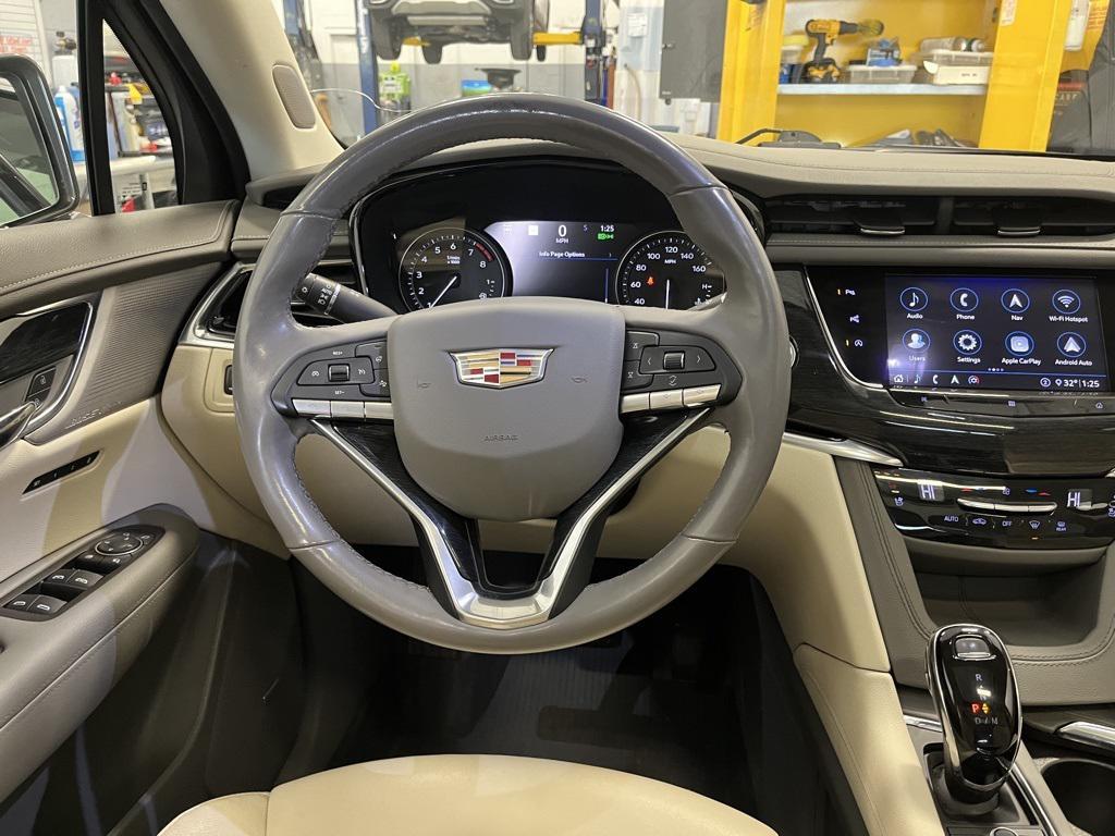 used 2020 Cadillac XT6 car, priced at $22,746