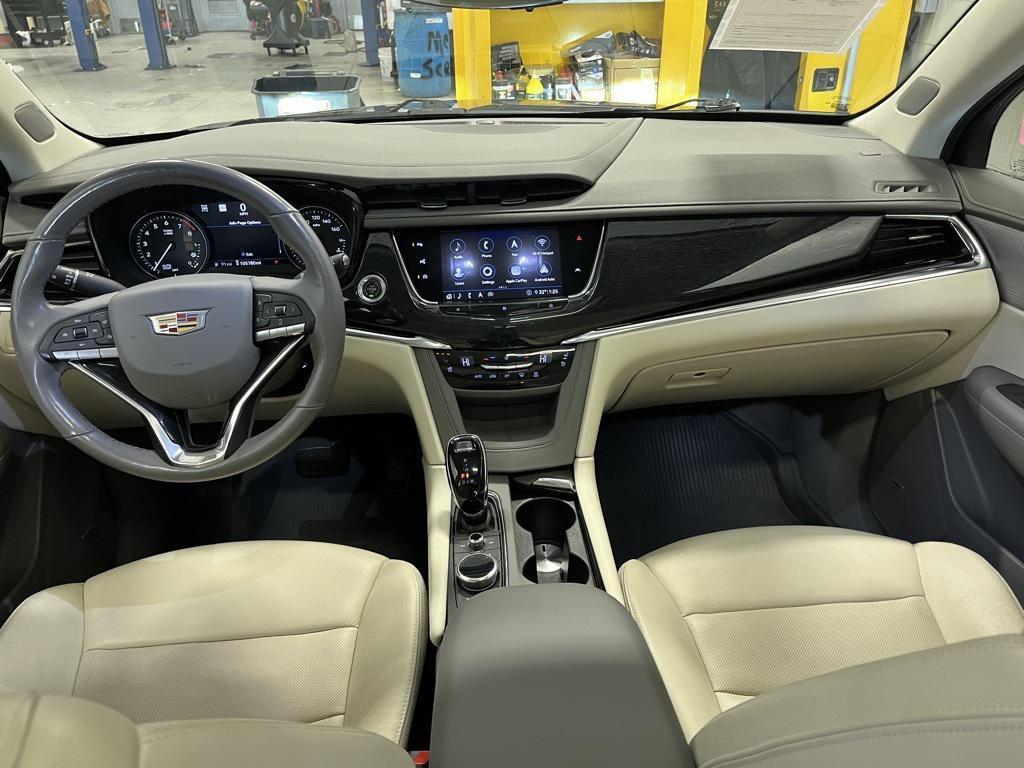 used 2020 Cadillac XT6 car, priced at $22,746
