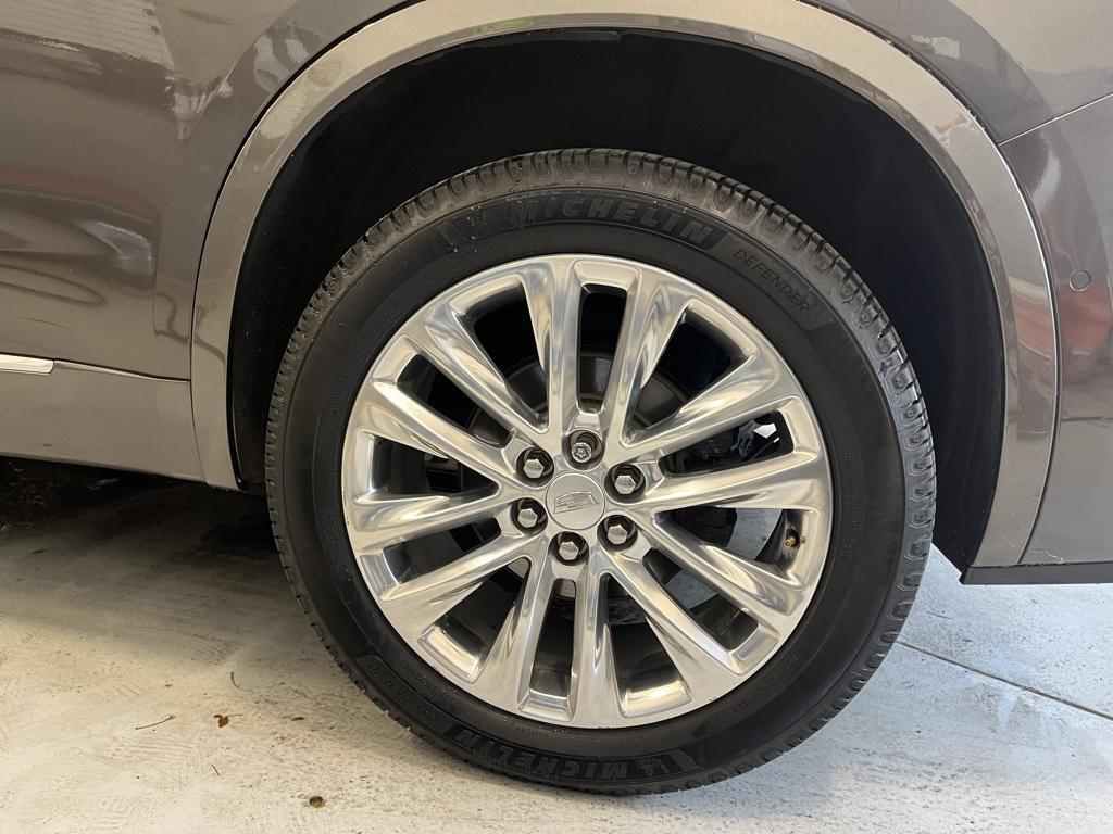 used 2020 Cadillac XT6 car, priced at $22,746