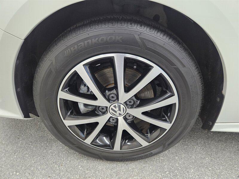 used 2017 Volkswagen Jetta car, priced at $12,995