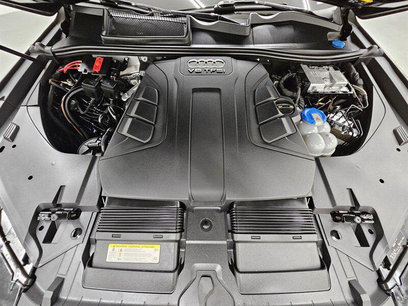 used 2017 Audi Q7 car, priced at $18,495