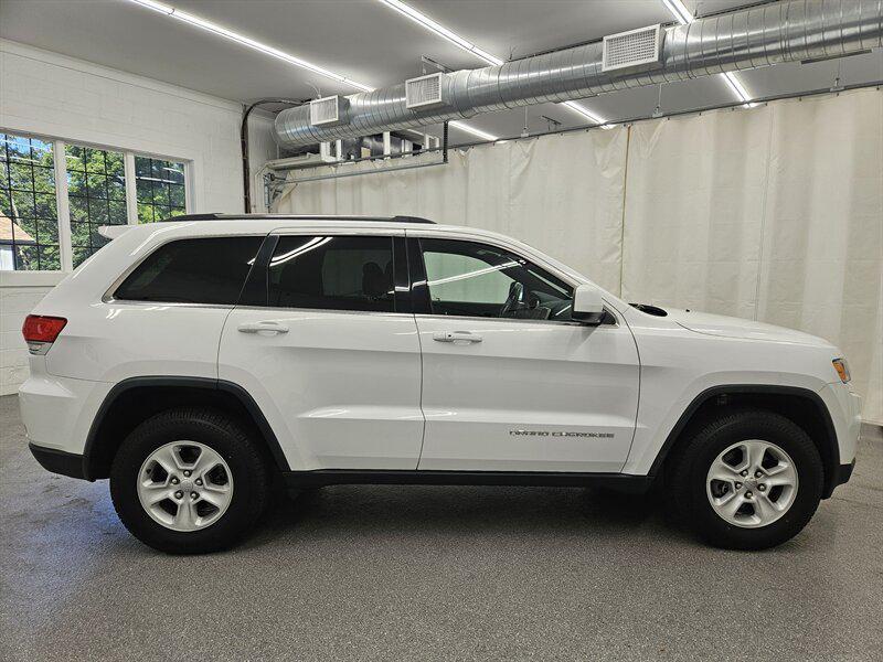 used 2016 Jeep Grand Cherokee car, priced at $13,495