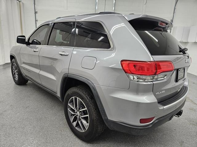 used 2017 Jeep Grand Cherokee car, priced at $17,495