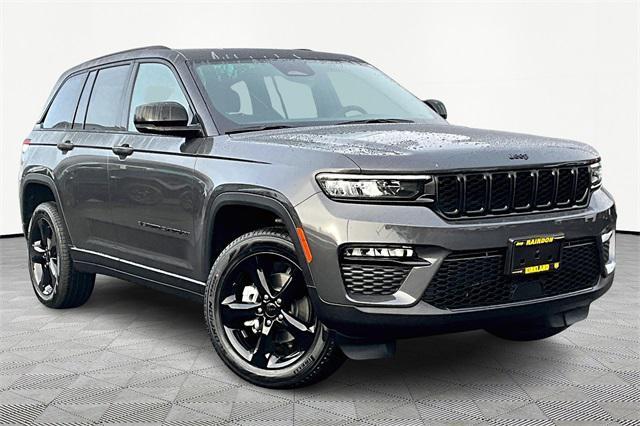 new 2025 Jeep Grand Cherokee car, priced at $52,535