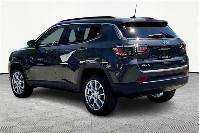 new 2024 Jeep Compass car, priced at $26,000