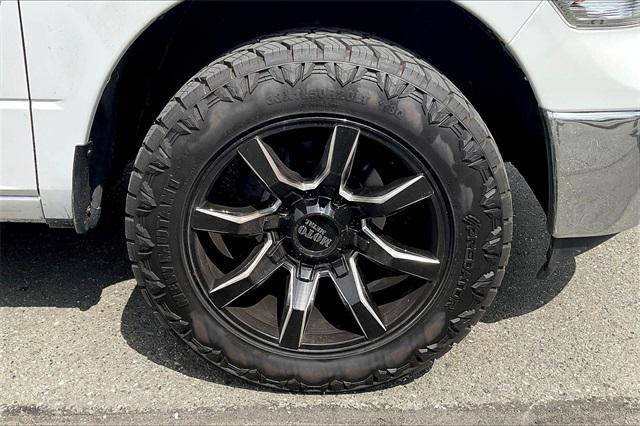 used 2022 Ram 1500 Classic car, priced at $32,000