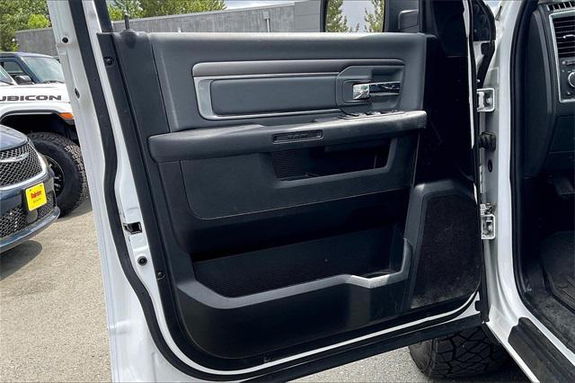 used 2022 Ram 1500 Classic car, priced at $32,000