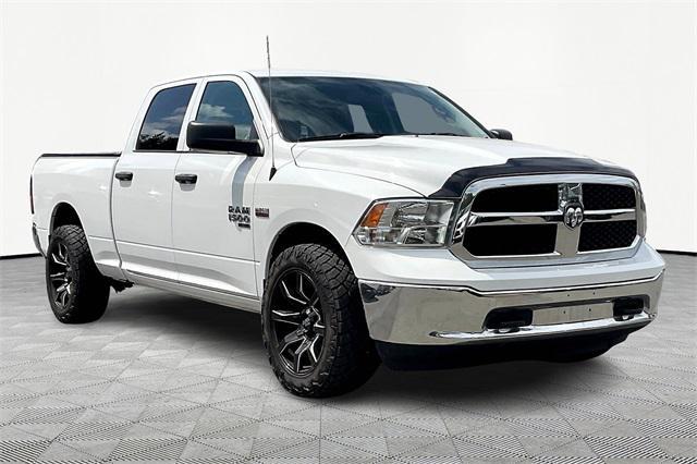 used 2022 Ram 1500 Classic car, priced at $32,000