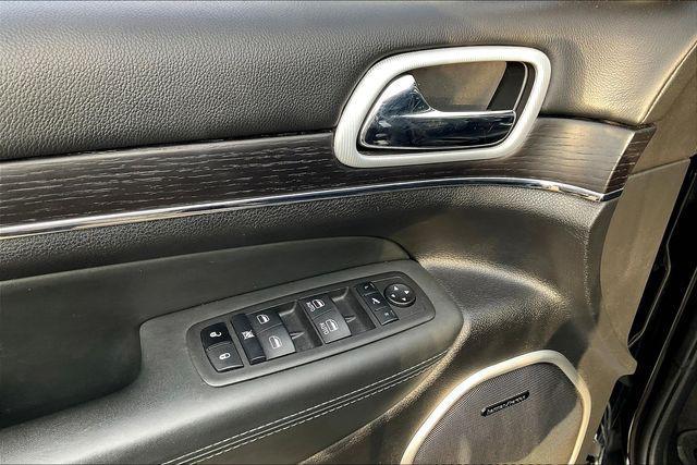 used 2021 Jeep Grand Cherokee car, priced at $32,500
