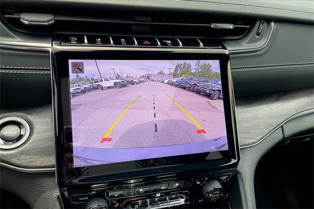 new 2024 Jeep Grand Cherokee L car, priced at $65,385