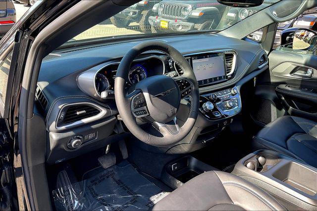 new 2026 Chrysler Pacifica car, priced at $47,455