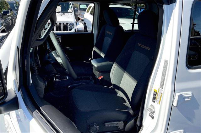 new 2025 Jeep Gladiator car, priced at $55,090