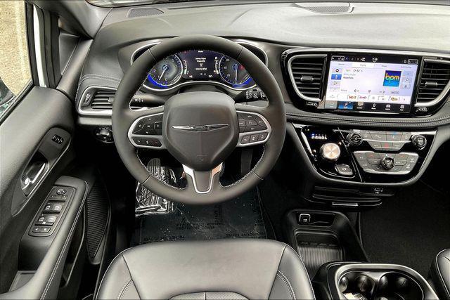 new 2026 Chrysler Pacifica car, priced at $45,835
