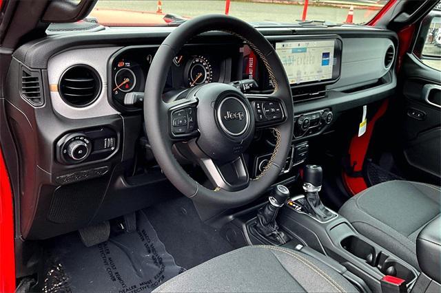 new 2025 Jeep Wrangler car, priced at $47,080