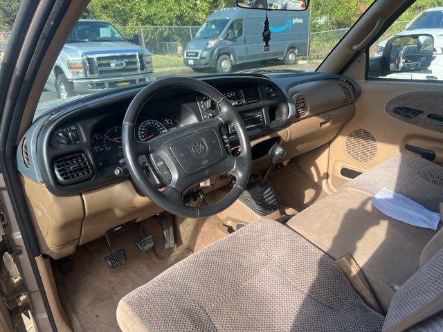 used 2001 Dodge Ram 2500 car, priced at $15,900