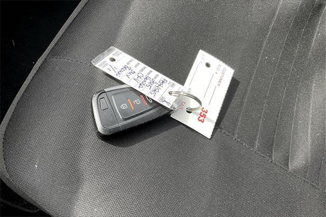 used 2015 Honda CR-V car, priced at $14,000
