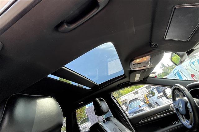 used 2014 Jeep Grand Cherokee car, priced at $13,000