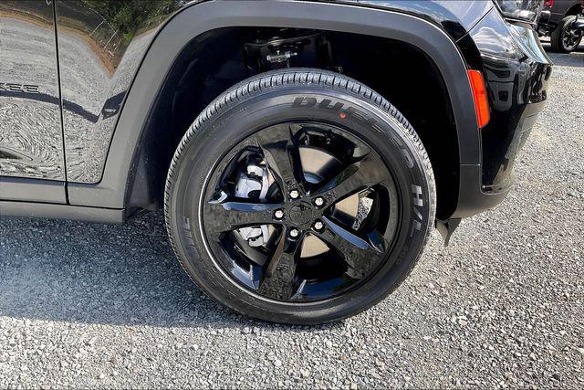 new 2025 Jeep Grand Cherokee L car, priced at $45,000