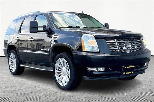 used 2007 Cadillac Escalade car, priced at $10,000