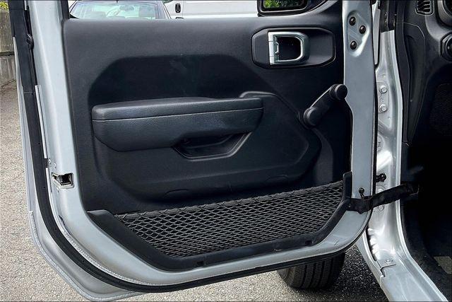 used 2022 Jeep Wrangler Unlimited car, priced at $29,000