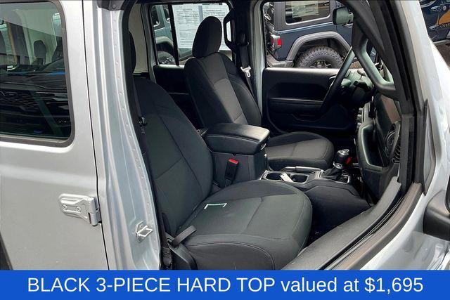 used 2022 Jeep Wrangler Unlimited car, priced at $29,000