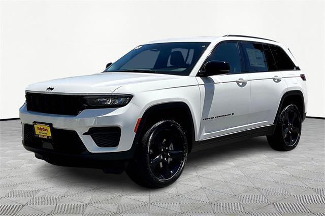 new 2025 Jeep Grand Cherokee car, priced at $47,780