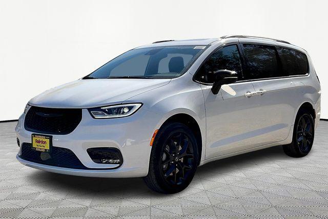 new 2026 Chrysler Pacifica car, priced at $55,375