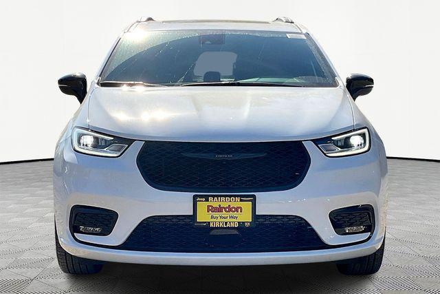 new 2026 Chrysler Pacifica car, priced at $55,375