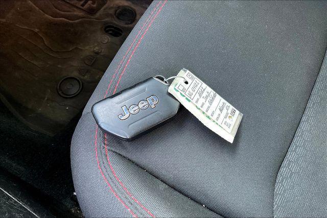 used 2022 Jeep Gladiator car, priced at $36,000
