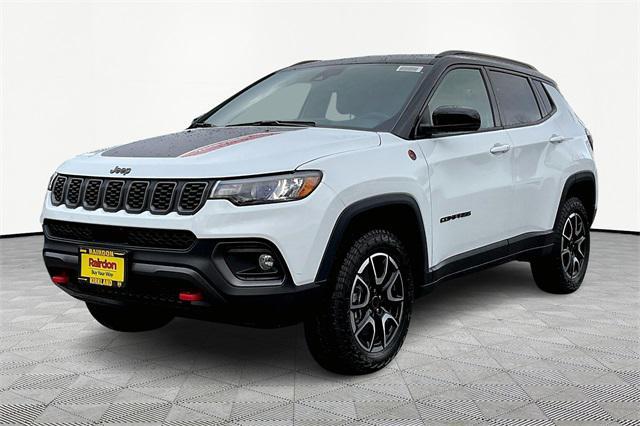 new 2025 Jeep Compass car, priced at $33,990