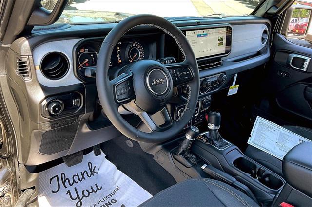 new 2025 Jeep Wrangler car, priced at $55,485