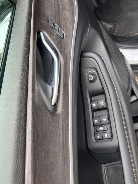 used 2025 Jeep Grand Cherokee L car, priced at $42,650