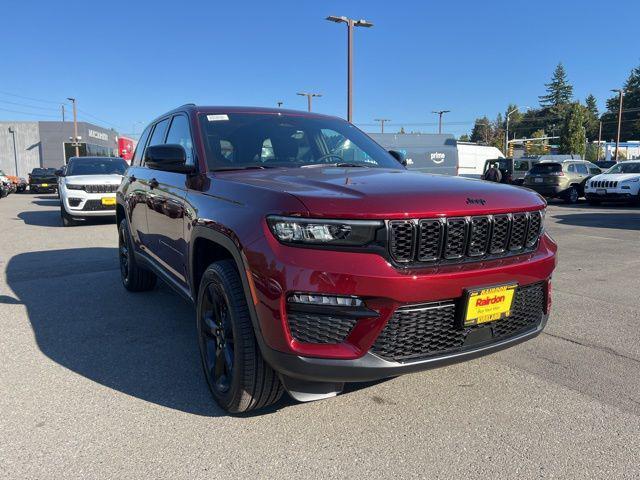 new 2025 Jeep Grand Cherokee car, priced at $46,000