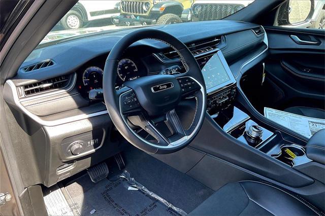new 2025 Jeep Grand Cherokee L car, priced at $50,375