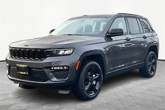 new 2025 Jeep Grand Cherokee car, priced at $52,535