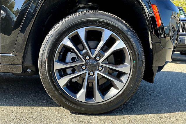new 2025 Jeep Grand Cherokee L car, priced at $59,000