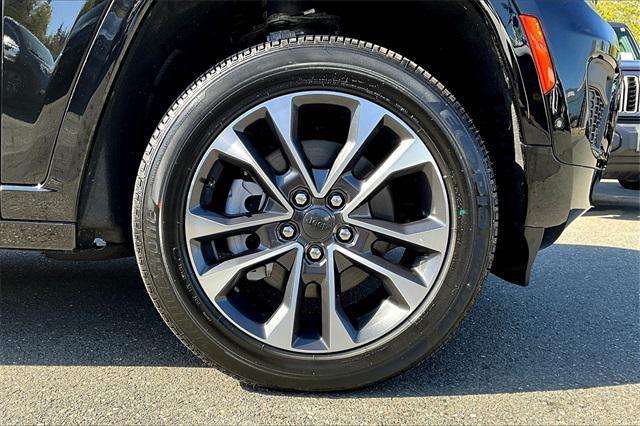 new 2025 Jeep Grand Cherokee L car, priced at $64,170