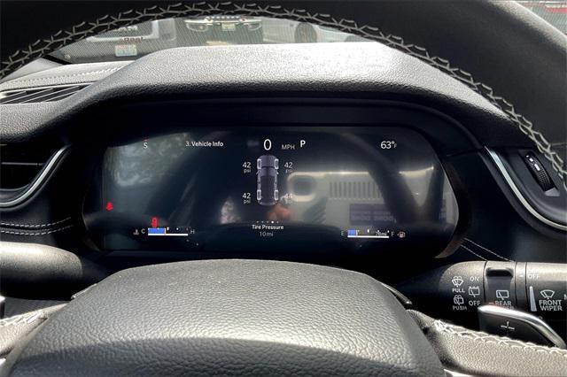 new 2025 Jeep Grand Cherokee car, priced at $48,375